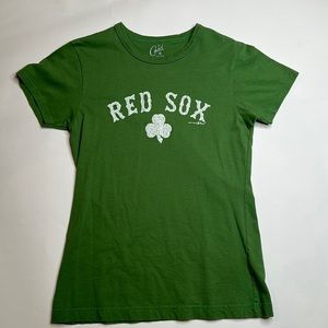 Boston Red Sox special edition green clover tee, size M